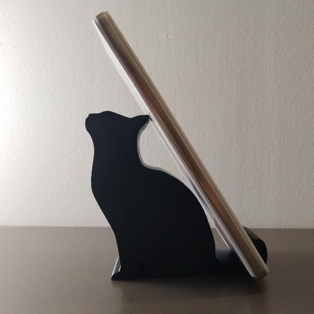 Support de téléphone d'un chat