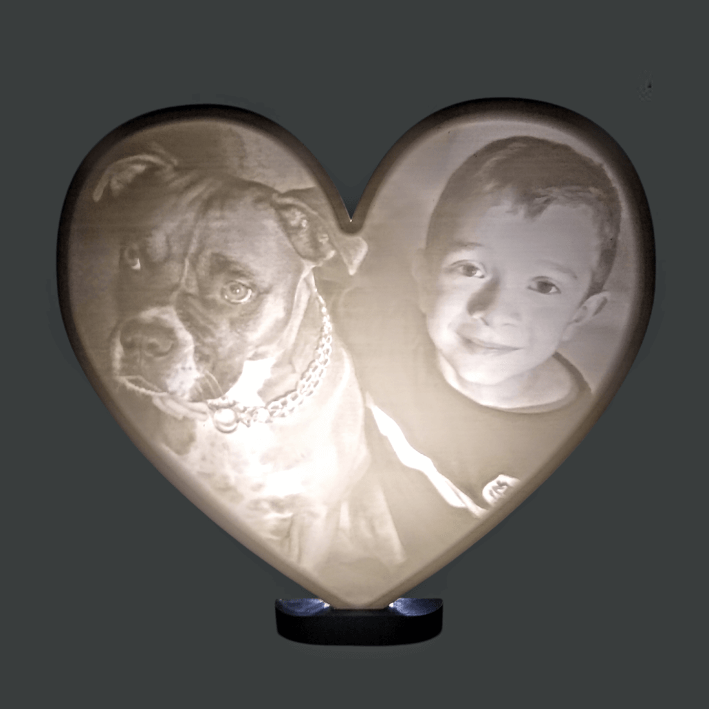 Lampe cœur lithophanie d'un enfant et son chien
