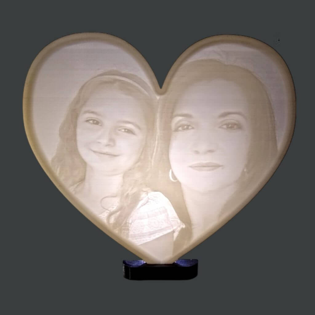 Lampe cœur lithophanie d'une mère et sa fille