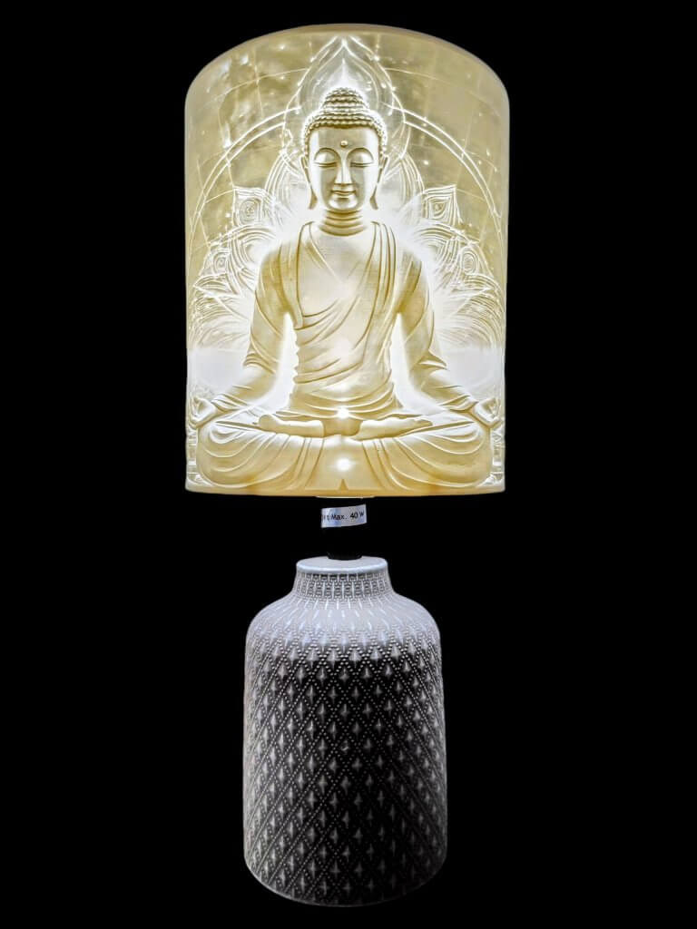 Lampe avec pied et abat jour lithophanie d'un Bouddha et d'une Fleur de Lotus