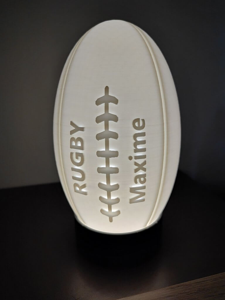 Lampe ballon de rugby lithophanie personnalisée "Rugby & Maxime"