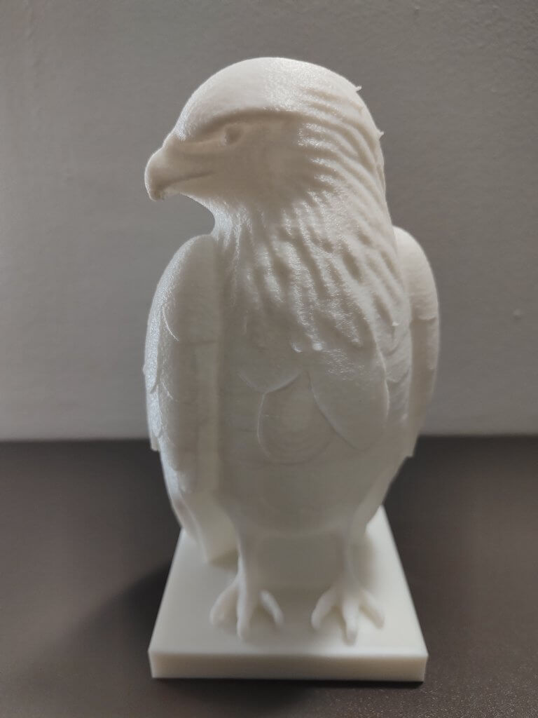 Lampe statuette éteinte d'un Aigle vue de face
